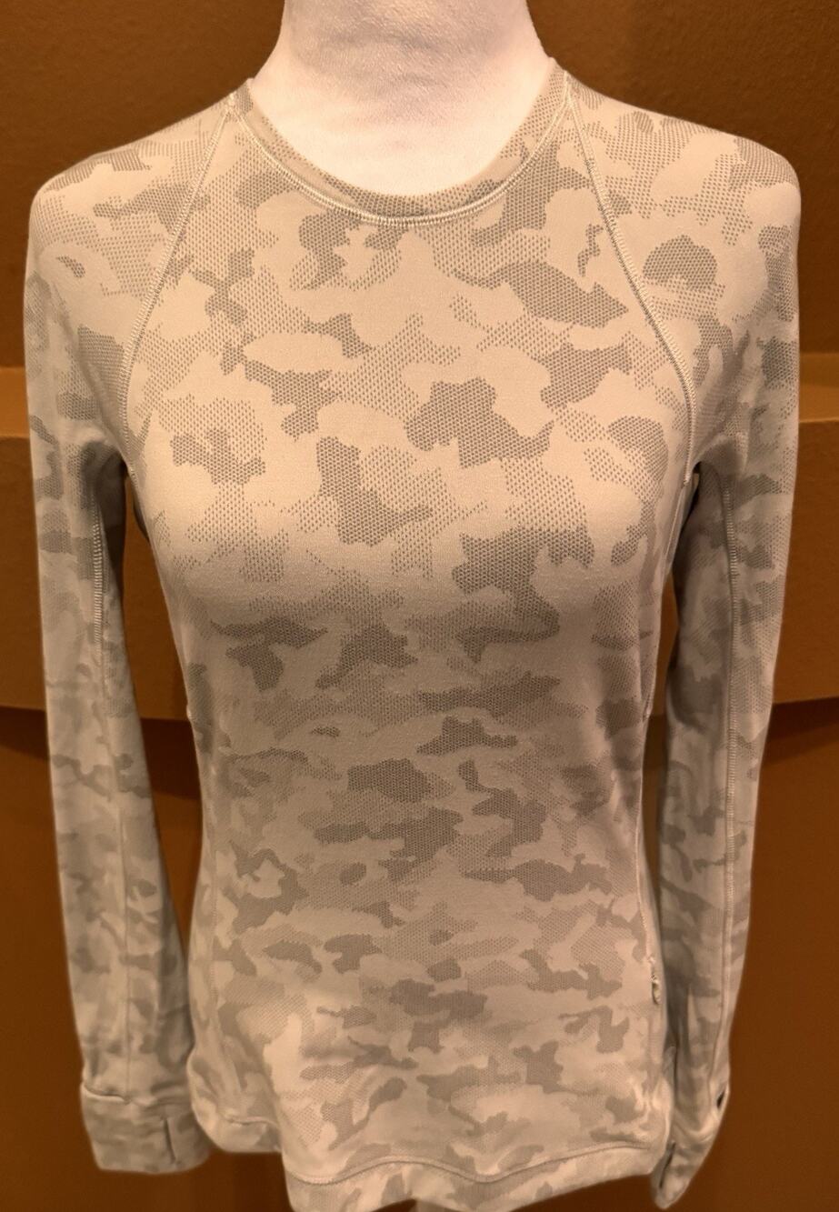Women’s LULULEMON Its Rulu Run Long Sleeve Heritage Camo Shirt Size 8